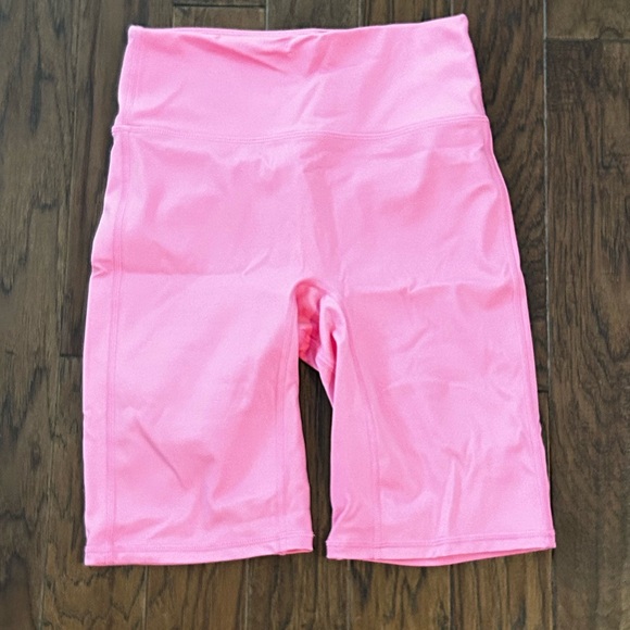 NWOT Fabletics Motion 365 Running Short sz XS - Picture 2 of 7